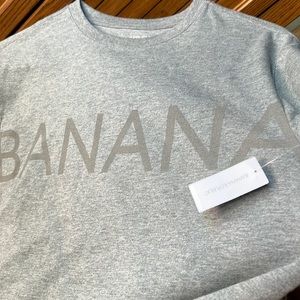 NWT Banana Republic Mens Gray T-shirt